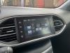 Peugeot 308 SW 1.2 12V e-THP PureTech 130 Épave (2015, Gris)
