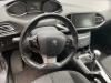 Peugeot 308 SW 1.2 12V e-THP PureTech 130 Épave (2015, Gris)