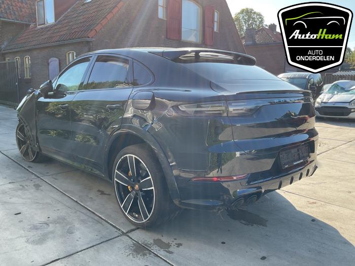 Porsche Cayenne III 3.0 V6 24V Turbo E-Hybrid Schrottauto (2021, Aluminium)