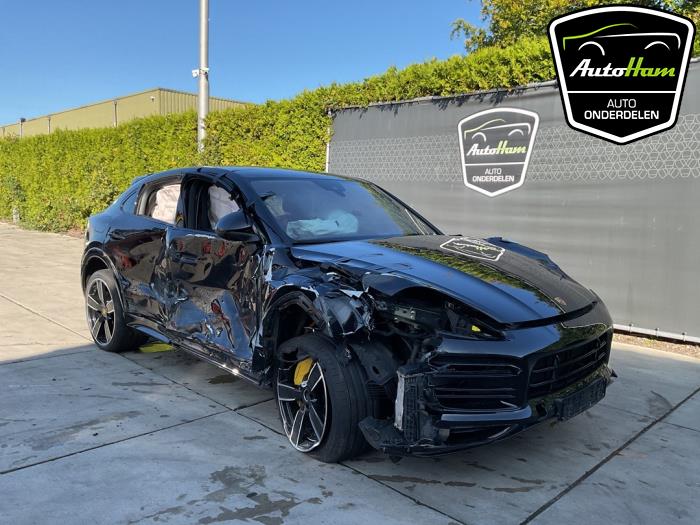 Porsche Cayenne III 3.0 V6 24V Turbo E-Hybrid Schrottauto (2021, Aluminium)