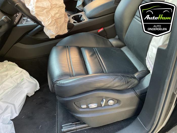 Porsche Cayenne III 3.0 V6 24V Turbo E-Hybrid Schrottauto (2021, Aluminium)