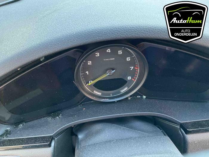 Porsche Cayenne III 3.0 V6 24V Turbo E-Hybrid Schrottauto (2021, Aluminium)