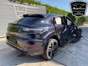 Porsche Cayenne III 3.0 V6 24V Turbo E-Hybrid Schrottauto (2021, Aluminium)