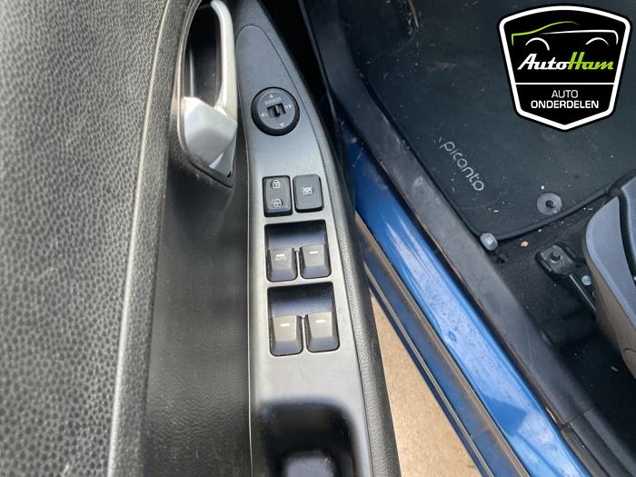 Kia Picanto 1.0 12V Schrottauto (2016, Blau)