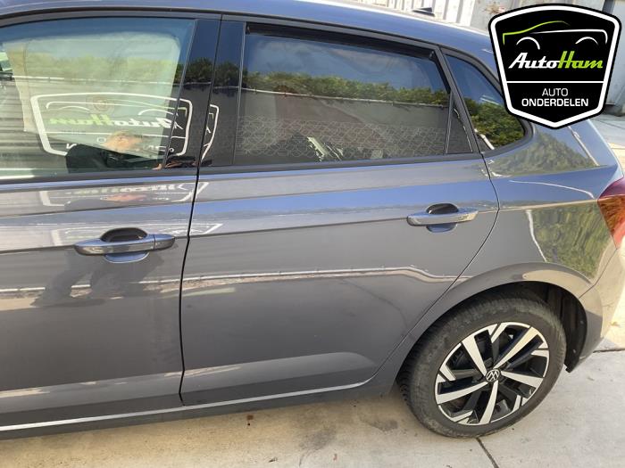 Volkswagen Polo VI 1.0 TSI 12V Samochód złomowany (2022, Szary)