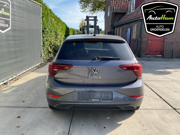 Volkswagen Polo VI 1.0 TSI 12V Samochód złomowany (2022, Szary)
