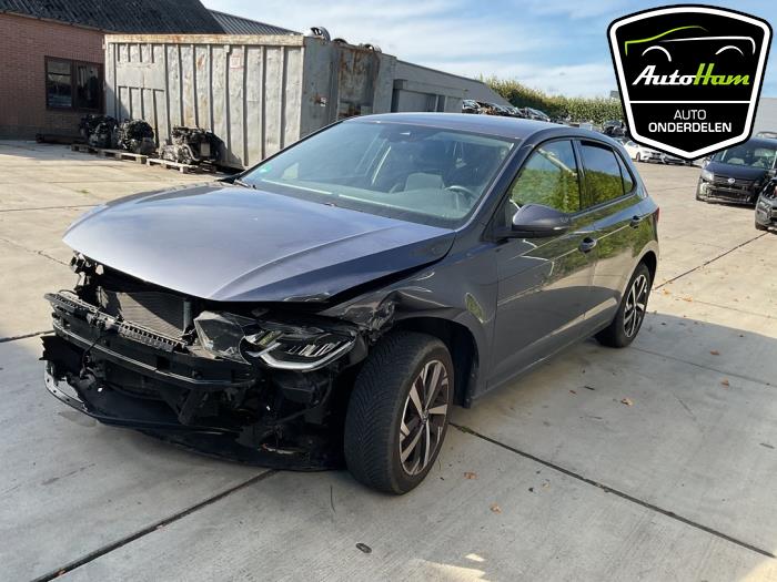 Volkswagen Polo VI 1.0 TSI 12V Samochód złomowany (2022, Szary)