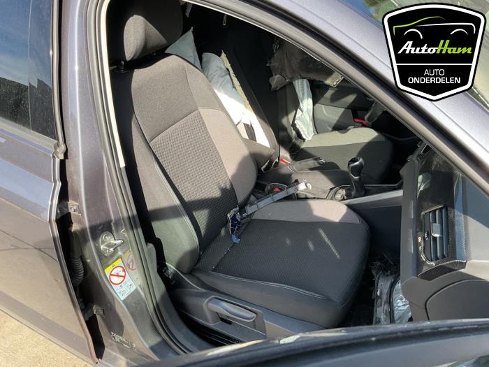 Volkswagen Polo VI 1.0 TSI 12V Samochód złomowany (2022, Szary)