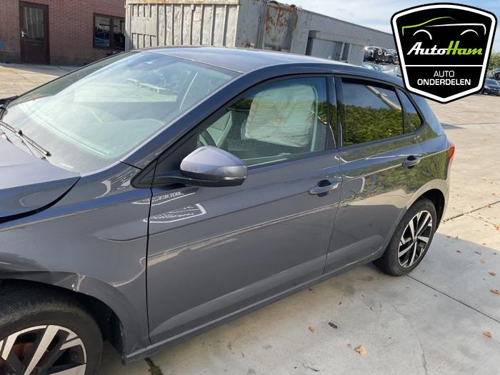 Volkswagen Polo VI 1.0 TSI 12V Samochód złomowany (2022, Szary)