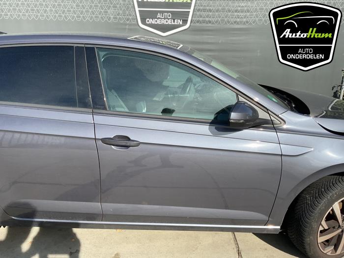 Volkswagen Polo VI 1.0 TSI 12V Samochód złomowany (2022, Szary)