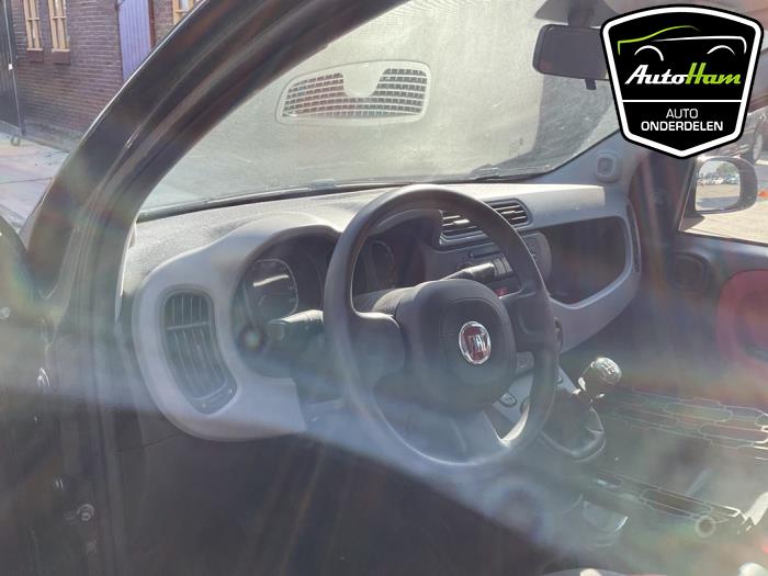 Fiat Panda/Pandina 0.9 TwinAir 65 Schrottauto (2014, Schwarz)