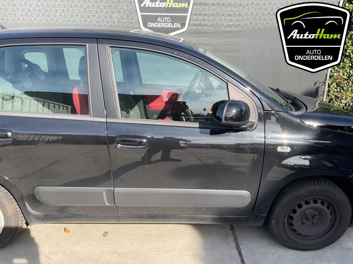 Fiat Panda/Pandina 0.9 TwinAir 65 Schrottauto (2014, Schwarz)