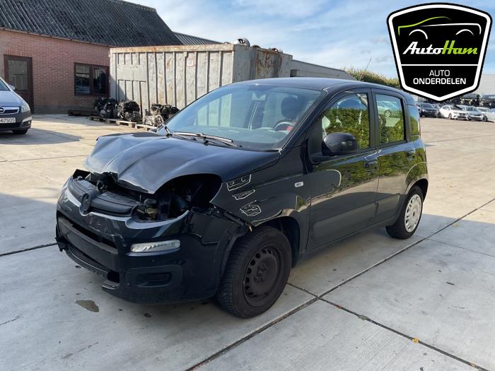 Fiat Panda/Pandina 0.9 TwinAir 65 Schrottauto (2014, Schwarz)
