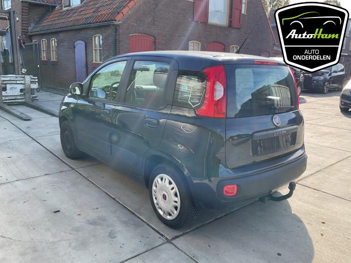 Fiat Panda/Pandina 0.9 TwinAir 65 Schrottauto (2014, Schwarz)