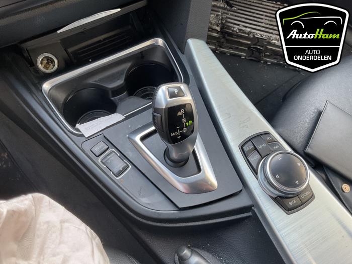 BMW 3 serie Touring 325d 2.0 16V Samochód złomowany (2014, Czarny)