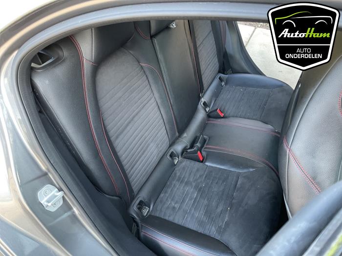 Mercedes A 1.6 A-180 16V Skrotfordon (2016, GRIJS)