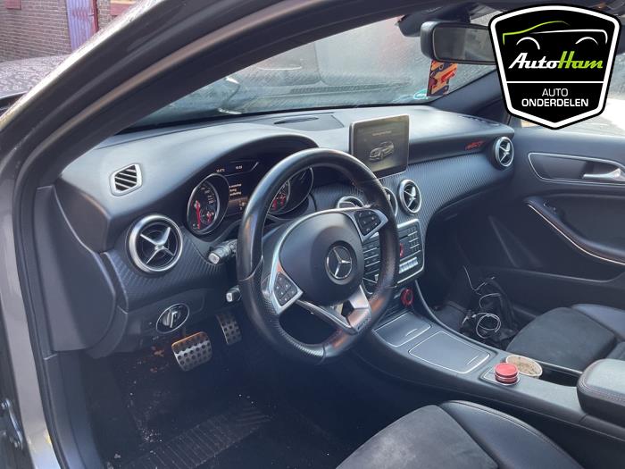 Mercedes A 1.6 A-180 16V Skrotfordon (2016, GRIJS)