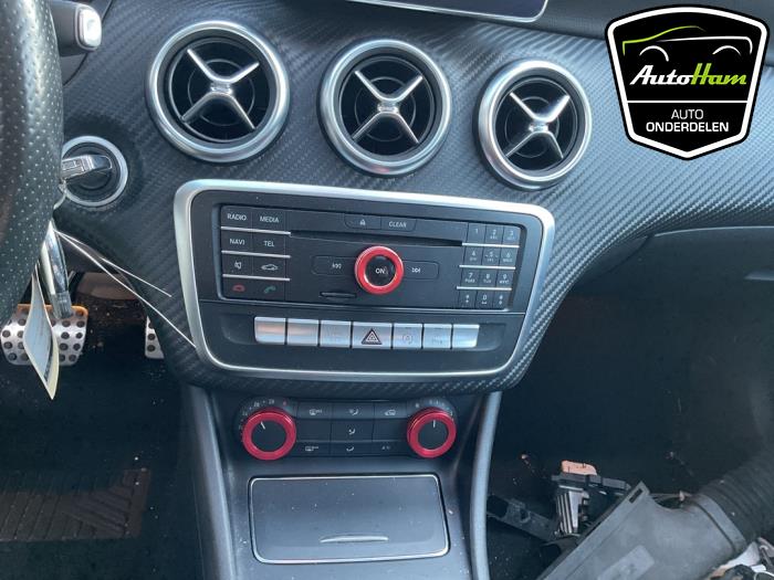 Mercedes A 1.6 A-180 16V Skrotfordon (2016, GRIJS)