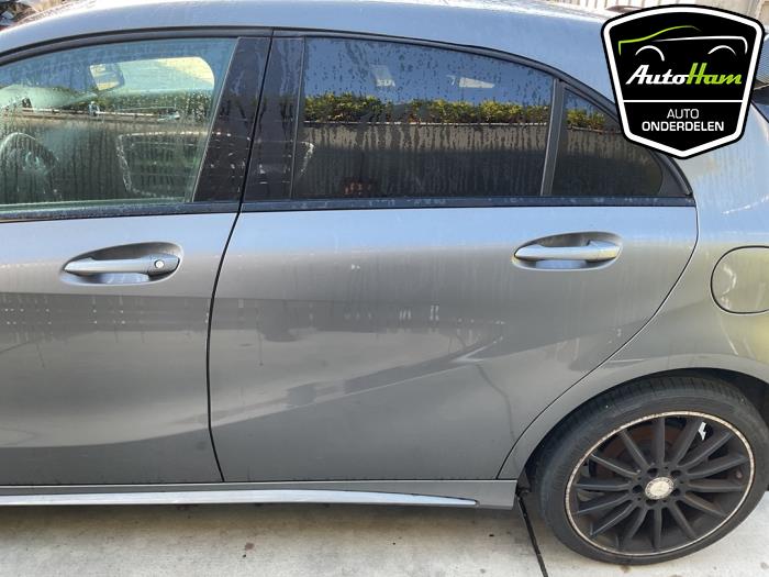 Mercedes A 1.6 A-180 16V Skrotfordon (2016, GRIJS)