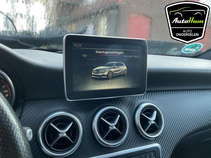 Mercedes A 1.6 A-180 16V Skrotfordon (2016, GRIJS)