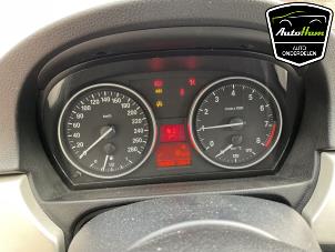 BMW 3 serie 325i 24V Épave (2006, Gris)