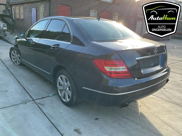Mercedes C 1.8 C-180 CGI 16V Épave (2012, Noir)