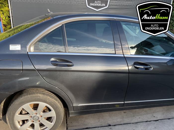 Mercedes C 1.8 C-180 CGI 16V Épave (2012, Noir)