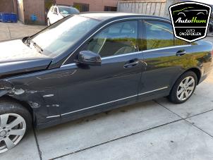Mercedes C 1.8 C-180 CGI 16V Épave (2012, Noir)