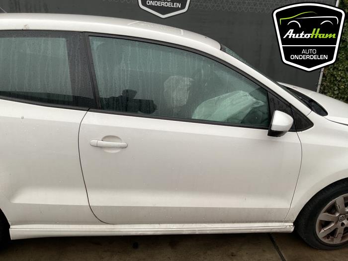 Volkswagen Polo V 1.2 TDI 12V BlueMotion Épave (2012, Blanc)