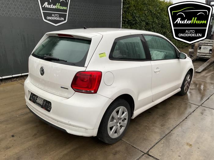 Volkswagen Polo V 1.2 TDI 12V BlueMotion Épave (2012, Blanc)