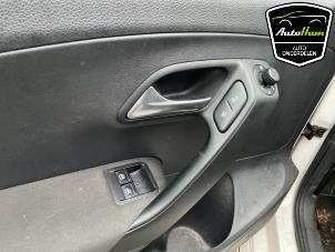 Volkswagen Polo V 1.2 TDI 12V BlueMotion Épave (2012, Blanc)