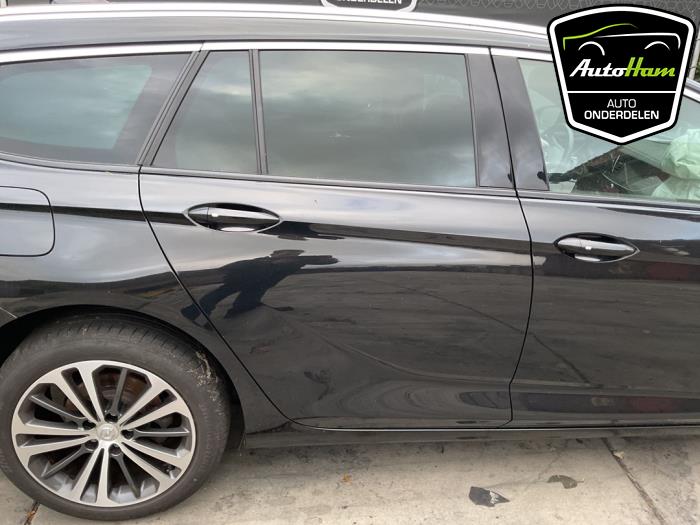 Opel Insignia Sports Tourer 2.0 CDTI 16V Épave (2019, Noir)