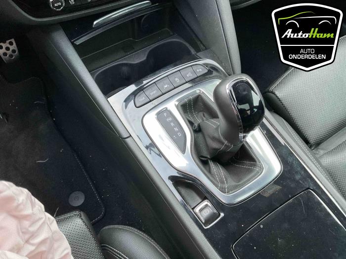 Opel Insignia Sports Tourer 2.0 CDTI 16V Épave (2019, Noir)