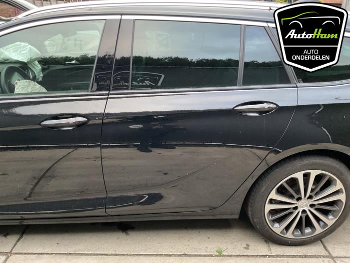 Opel Insignia Sports Tourer 2.0 CDTI 16V Épave (2019, Noir)