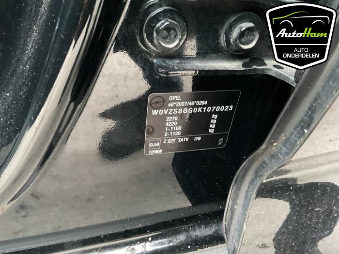 Opel Insignia Sports Tourer 2.0 CDTI 16V Épave (2019, Noir)