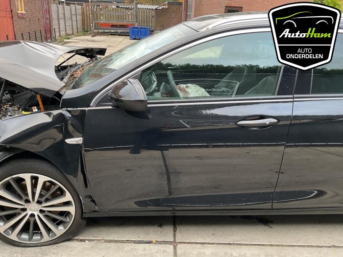 Opel Insignia Sports Tourer 2.0 CDTI 16V Épave (2019, Noir)