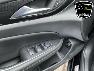Opel Insignia Sports Tourer 2.0 CDTI 16V Épave (2019, Noir)