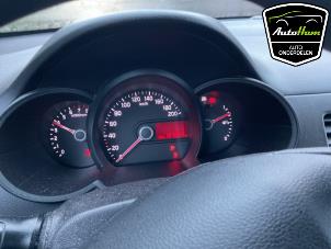 Kia Picanto 1.0 12V Épave (2014, Gris)
