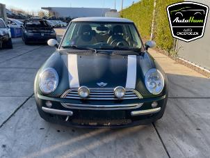 Mini Mini 1.6 16V Cooper Vehículo de desguace (2002, Verde)