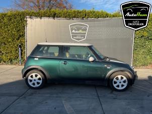 Mini Mini 1.6 16V Cooper Vehículo de desguace (2002, Verde)