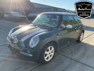 Mini Mini 1.6 16V Cooper Vehículo de desguace (2002, Verde)