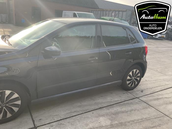 Volkswagen Polo V 1.4 TDI DPF BlueMotion technology Épave (2014, Noir)