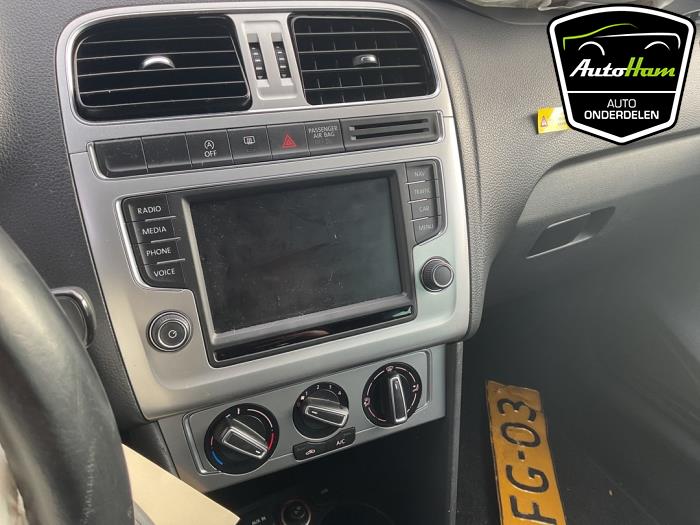 Volkswagen Polo V 1.4 TDI DPF BlueMotion technology Épave (2014, Noir)