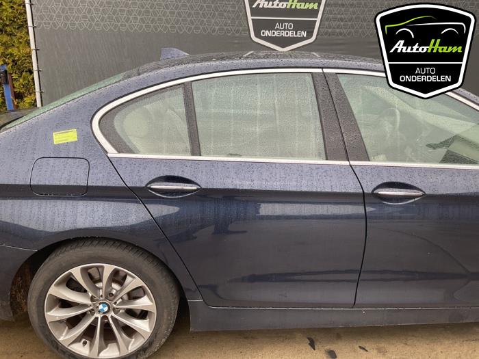 BMW 5 serie 530i 24V TwinPower Turbo Samochód złomowany (2013, Niebieski)