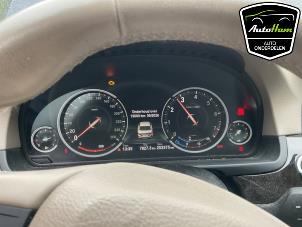BMW 5 serie 530i 24V TwinPower Turbo Samochód złomowany (2013, Niebieski)