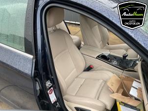BMW 5 serie 530i 24V TwinPower Turbo Samochód złomowany (2013, Niebieski)