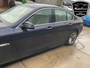 BMW 5 serie 530i 24V TwinPower Turbo Samochód złomowany (2013, Niebieski)