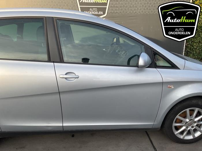 Seat Altea XL 1.8 TFSI 16V Samochód złomowany (2011, Szary)