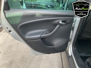 Seat Altea XL 1.8 TFSI 16V Samochód złomowany (2011, Szary)