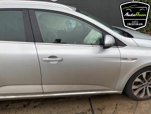 Renault Megane IV Estate 1.3 TCE 160 16V Épave (2022, Gris)